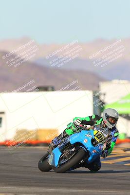 media/Dec-05-2024-Racers Edge (Thu) [[e102e0690b]]/3-B Group/Session 5 (Turn 16)/